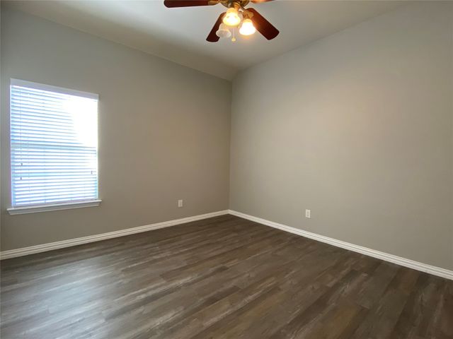 15861 Twin Cove Drive, Frisco, TX 75035