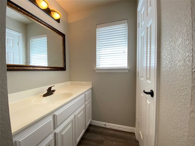15861 Twin Cove Drive, Frisco, TX 75035