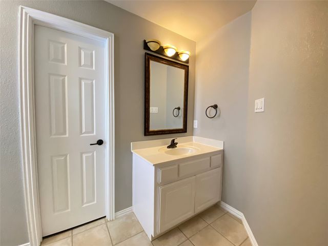 15861 Twin Cove Drive, Frisco, TX 75035