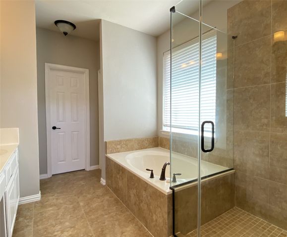 15861 Twin Cove Drive, Frisco, TX 75035