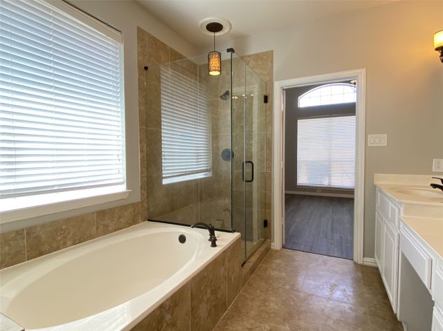 15861 Twin Cove Drive, Frisco, TX 75035