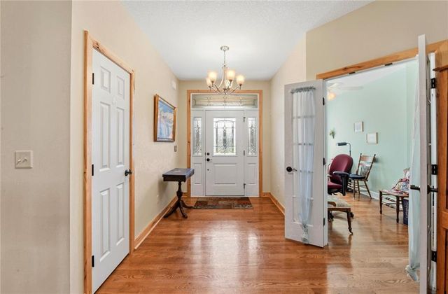 3347 S Wood Avenue, Independence, MO 64057