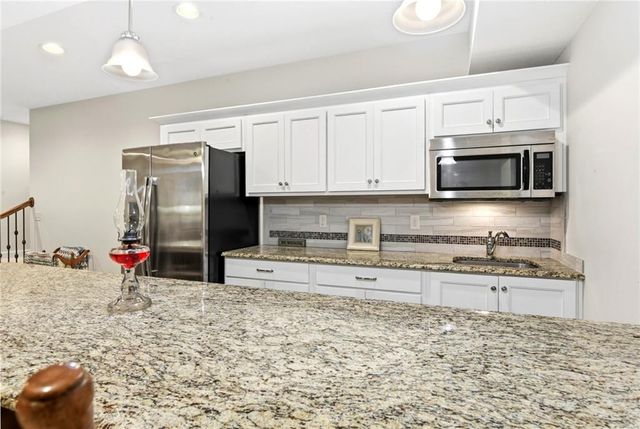 3347 S Wood Avenue, Independence, MO 64057