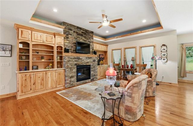 3347 S Wood Avenue, Independence, MO 64057