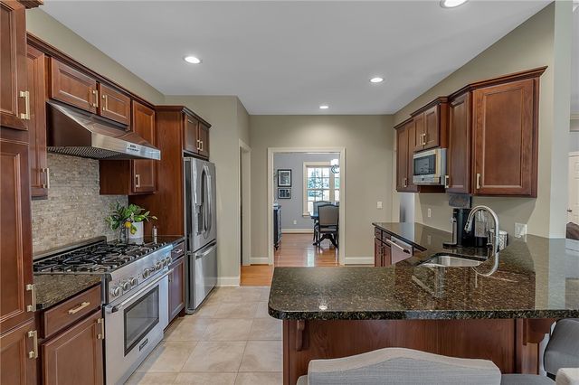 38 Nicholas Lane, Lancaster, NY 14086