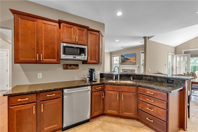 38 Nicholas Lane, Lancaster, NY 14086