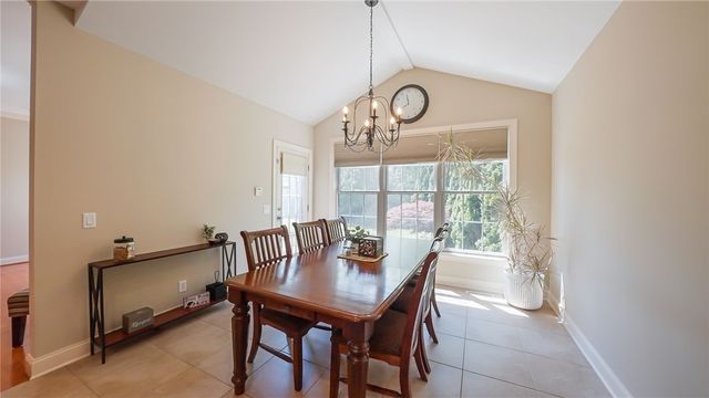 38 Nicholas Lane, Lancaster, NY 14086