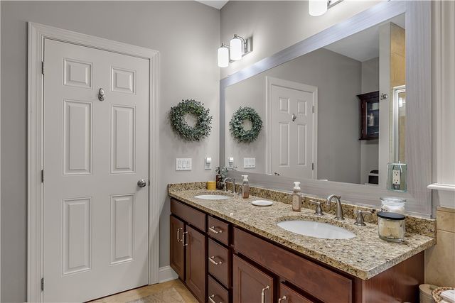 38 Nicholas Lane, Lancaster, NY 14086