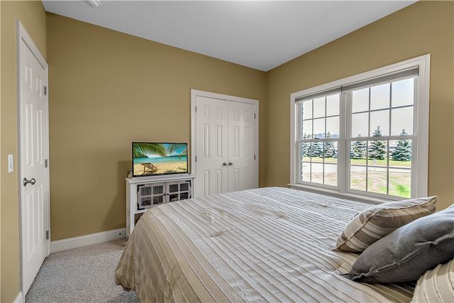 38 Nicholas Lane, Lancaster, NY 14086