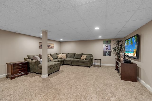 38 Nicholas Lane, Lancaster, NY 14086