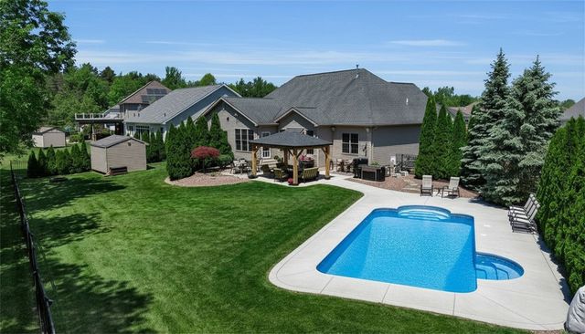 38 Nicholas Lane, Lancaster, NY 14086