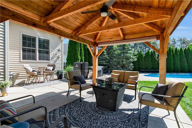38 Nicholas Lane, Lancaster, NY 14086