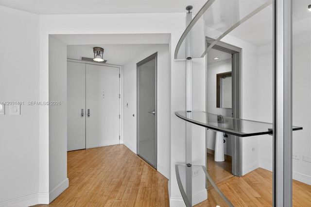 848 Brickell Key Drive 3402, Miami, FL 33131