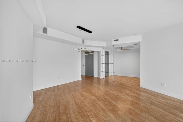 848 Brickell Key Drive 3402, Miami, FL 33131