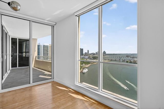 848 Brickell Key Drive 3402, Miami, FL 33131