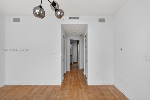 848 Brickell Key Drive 3402, Miami, FL 33131