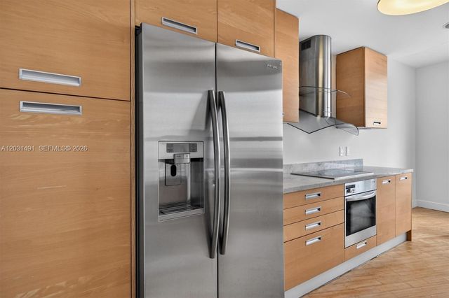 848 Brickell Key Drive 3402, Miami, FL 33131