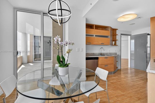 848 Brickell Key Drive 3402, Miami, FL 33131