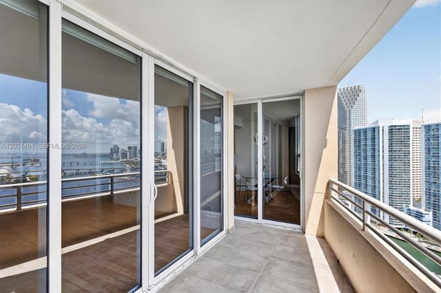 848 Brickell Key Drive 3402, Miami, FL 33131