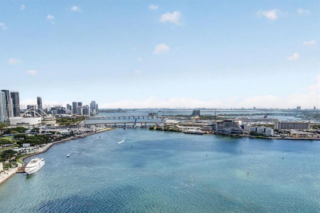 848 Brickell Key Drive 3402, Miami, FL 33131