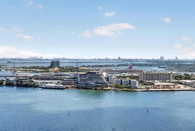 848 Brickell Key Drive 3402, Miami, FL 33131
