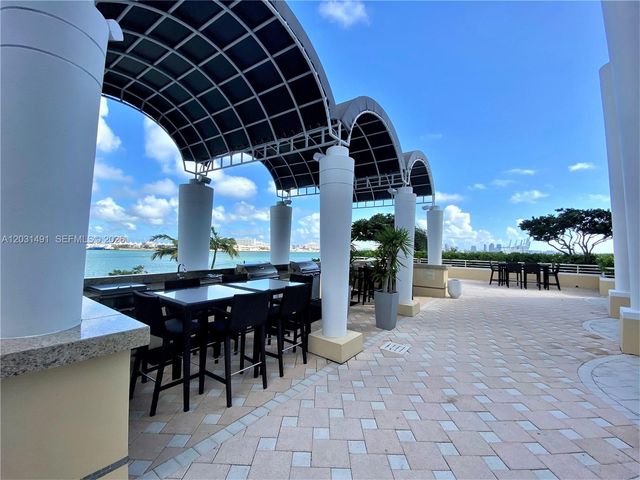 848 Brickell Key Drive 3402, Miami, FL 33131