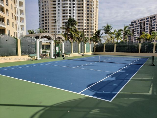 848 Brickell Key Drive 3402, Miami, FL 33131