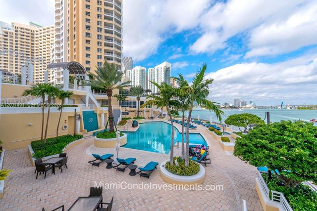 848 Brickell Key Drive 3402, Miami, FL 33131