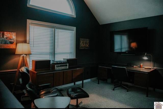 220 Valiant Drive, Paducah, KY 42001
