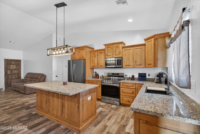 42 Via Irak N, Rio Rico, AZ 85648