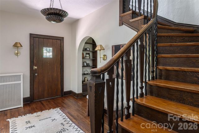 21 Lynwood Road, Asheville, NC 28804