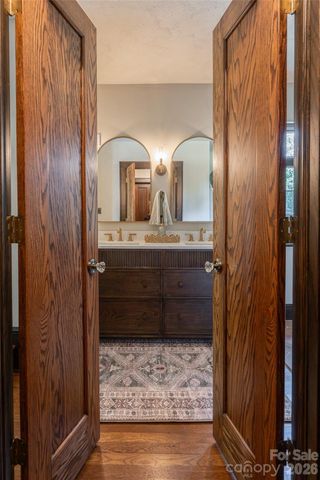 21 Lynwood Road, Asheville, NC 28804