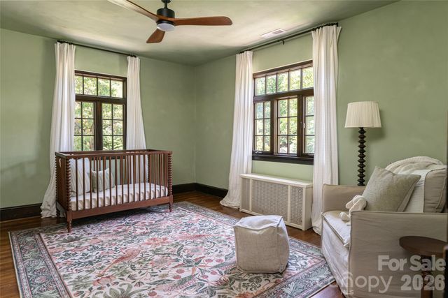 21 Lynwood Road, Asheville, NC 28804