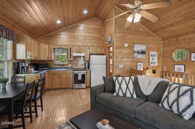 3855 Millers Ridge Way, Sevierville, TN 37862
