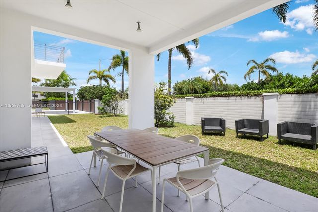 7441 NW 102nd Court, Doral, FL 33178