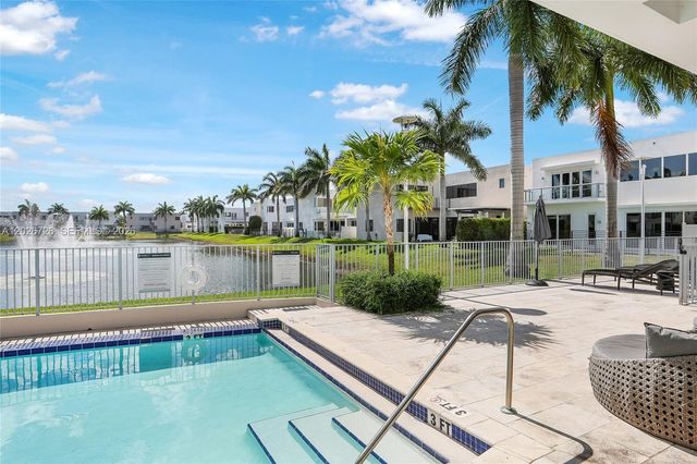 7441 NW 102nd Court, Doral, FL 33178