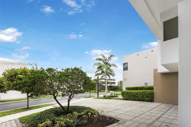 7441 NW 102nd Court, Doral, FL 33178