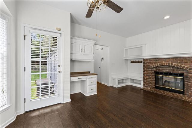 4993 W 129th Place, Leawood, KS 66209
