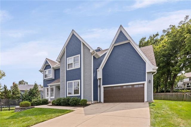 4993 W 129th Place, Leawood, KS 66209