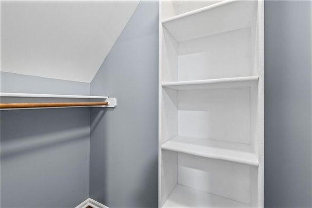 4993 W 129th Place, Leawood, KS 66209