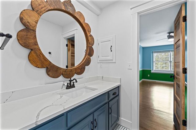 4993 W 129th Place, Leawood, KS 66209