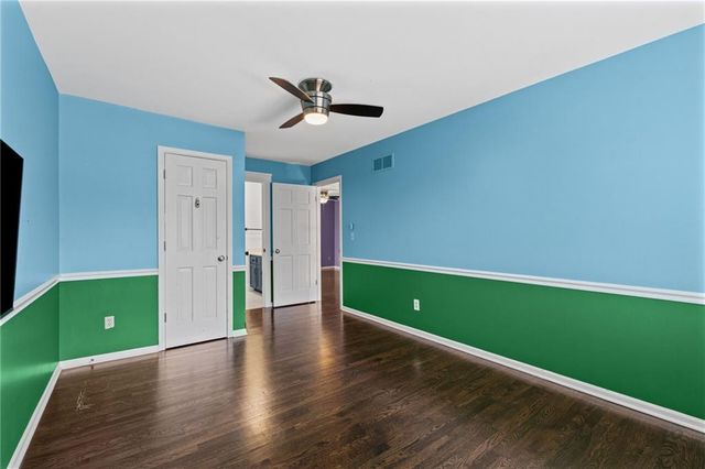 4993 W 129th Place, Leawood, KS 66209