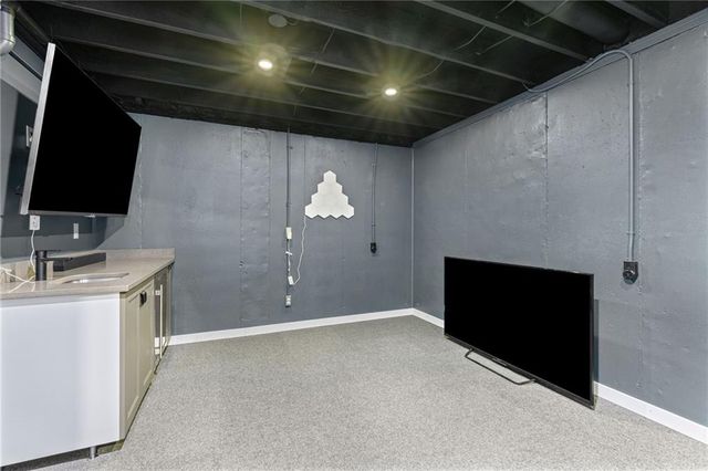 4993 W 129th Place, Leawood, KS 66209