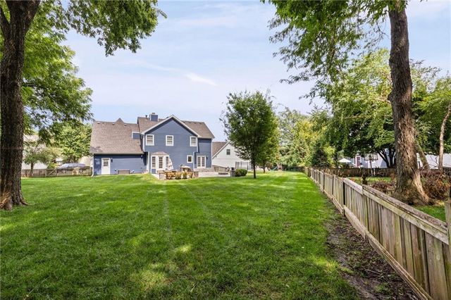 4993 W 129th Place, Leawood, KS 66209