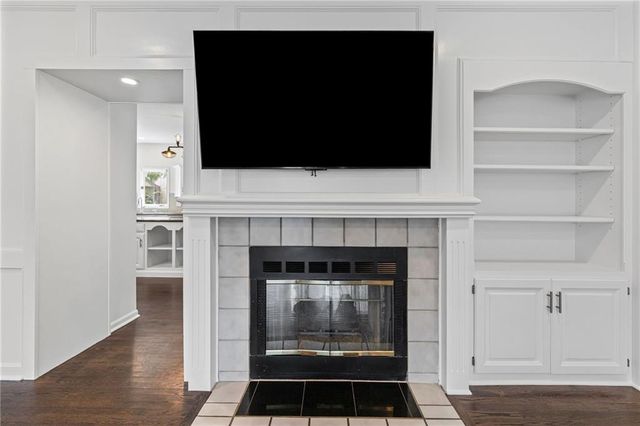 4993 W 129th Place, Leawood, KS 66209