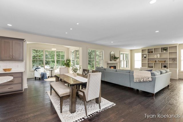 3757 Lake Birch Street, Grand Rapids, MI 49525