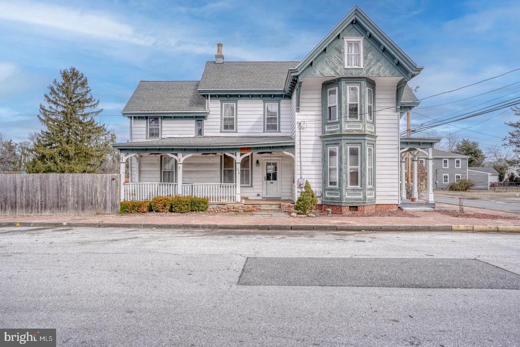 136 W MOUNT VERNON STREET, Smyrna, DE 19977