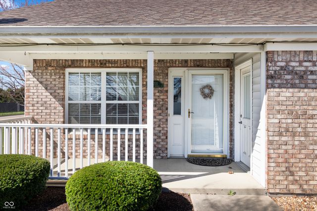 201 N Blue Ribbon Court, Rushville, IN 46173