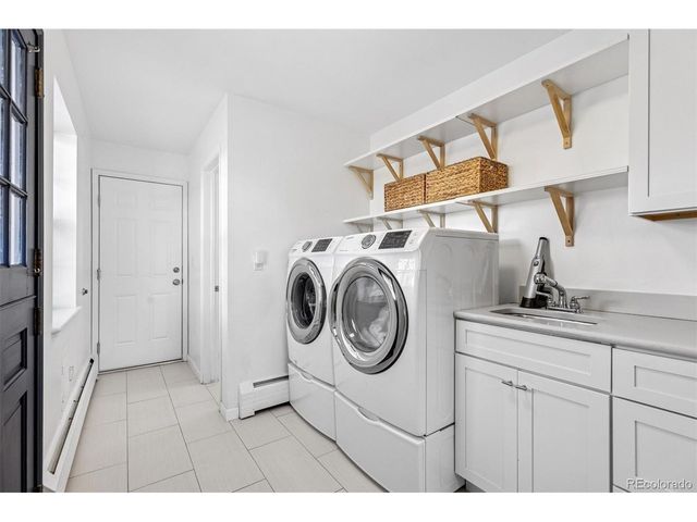 3743 S Hudson St, Denver, CO 80237