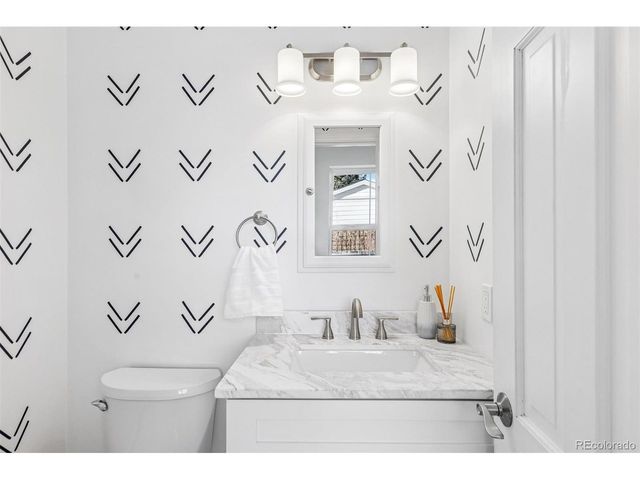 3743 S Hudson St, Denver, CO 80237